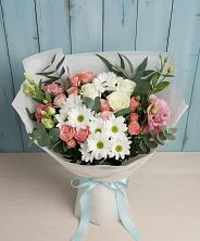 Букет цветов из:  Розы, Лизиантусы и Хризантемы в Жаворонки