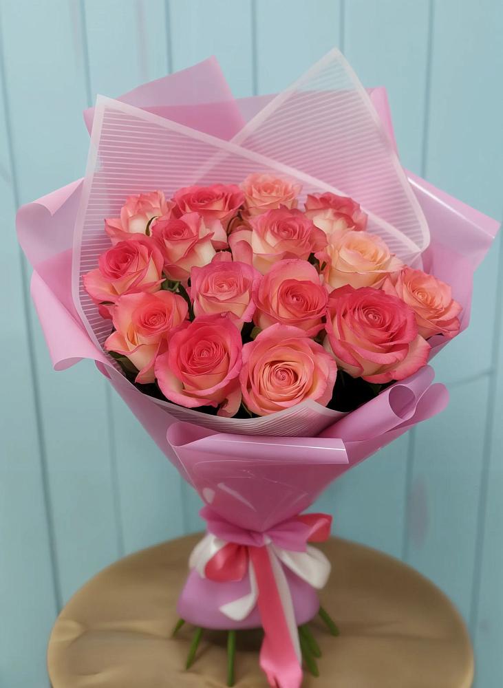 Букет 15 Розовых роз Равель в Жаворонки