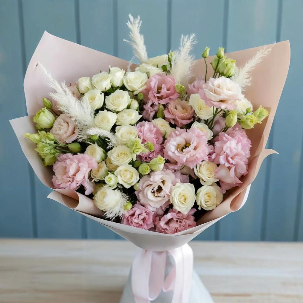 Букет цветов из: Альстромерии и Розы в Жаворонки