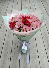 Букет цветов из:  Альстромерии в Жаворонки