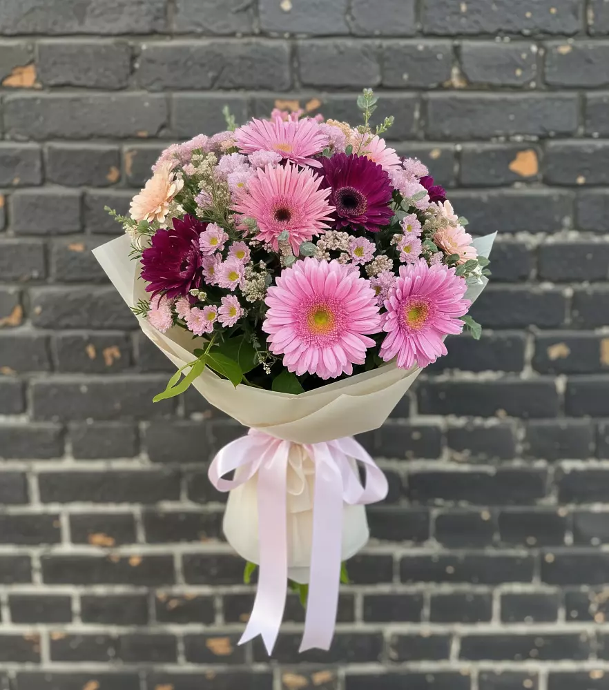 Букет цветов из: Герберы и Хризантемы в Жаворонки