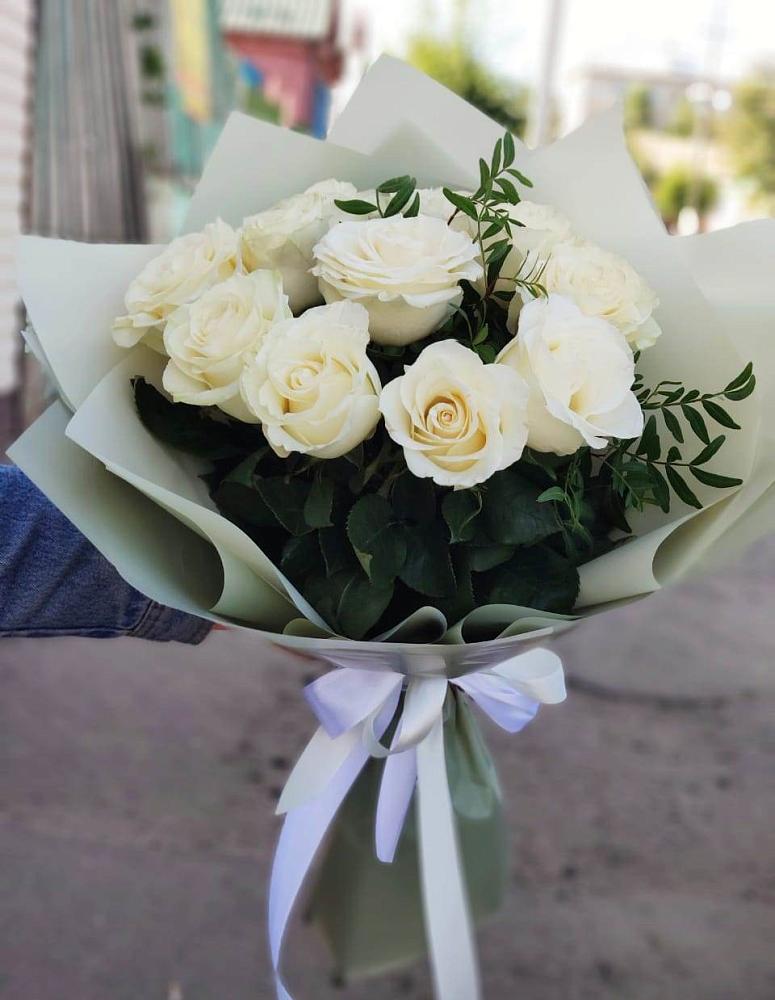 Букет Белые розы Проуд в Жаворонки