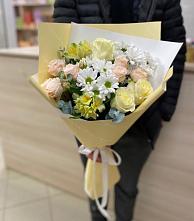 Букет цветов из:  Альстромерии, Розы и Хризантемы #REPLACE_PRED# Жаворонки