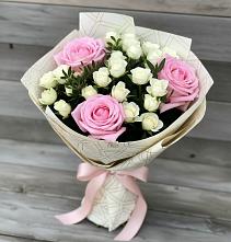 Букет цветов из:  Розы #REPLACE_PRED# Жаворонки