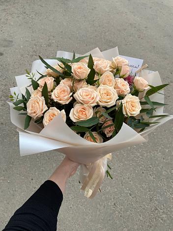 Букет Кремовые розы Латте в Жаворонки