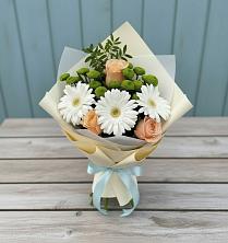 Букет цветов из:  Герберы, Розы и Хризантемы в Жаворонки