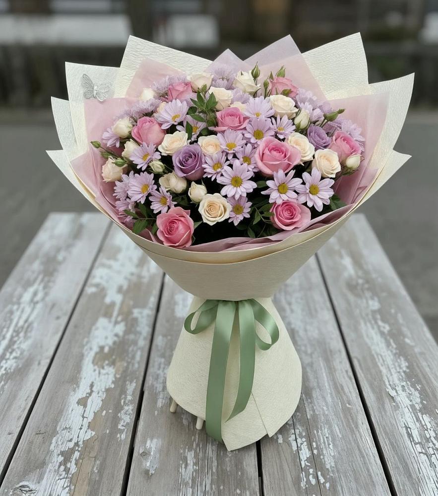 Букет цветов из: Розы и Хризантемы в Жаворонки